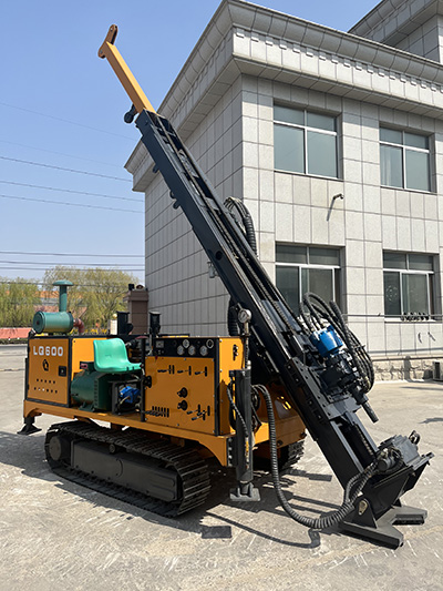 LQ600型全液壓勘探鉆機(jī)
